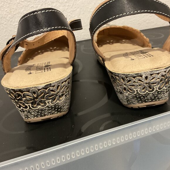 NEW L'artiste leather clog/sandal 40 - Picture 5 of 7